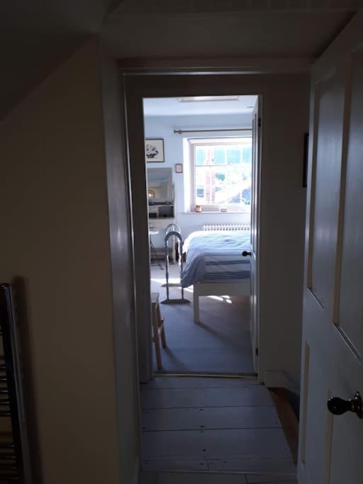 Apartmán No. 27'S Self-Catering Flat For A Memorable Break. Bridport Exteriér fotografie